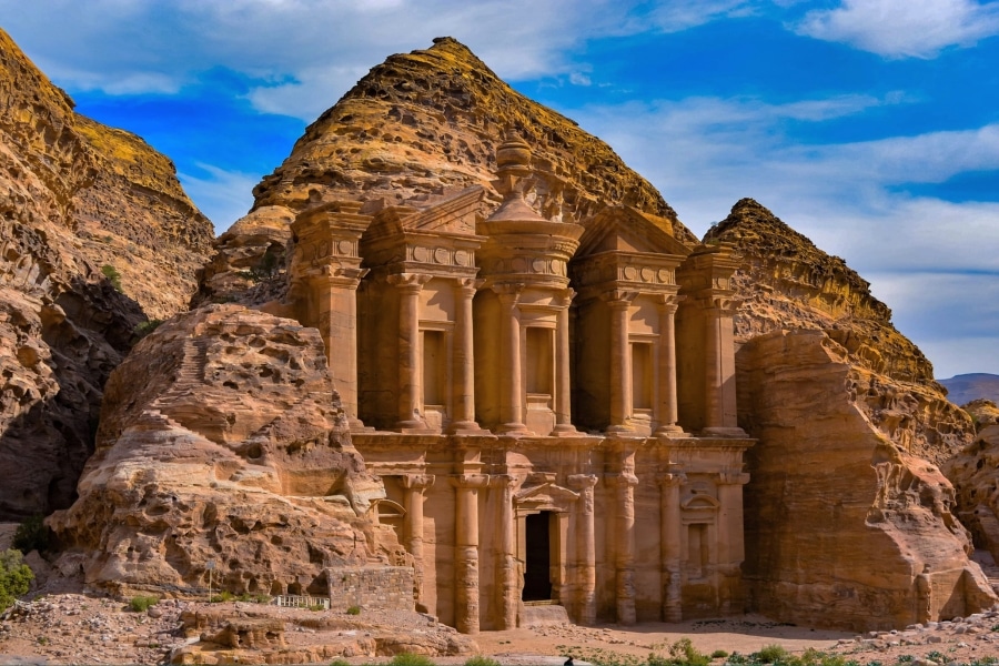 The 7 New Wonders of the World: Which is the Best? (You Decide)